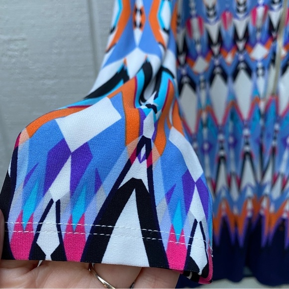 Vince Camuto Size 8 Dress Mod Geometric Print Lined Colorful Shift Dress Stretch - Picture 9 of 12
